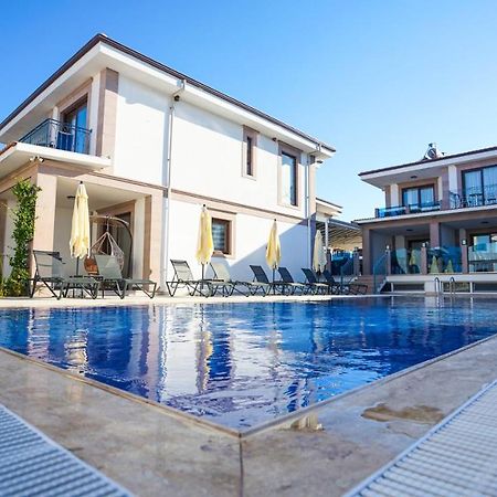 Rota Seaside Otel Cunda Kültér fotó